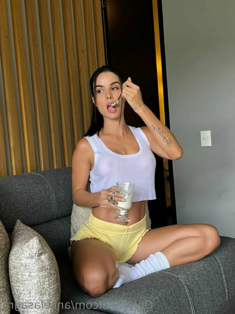 Anllela Sagra [ anllelasagra ] Onlyfans leaked photo 11697772 on Hotleaks.tv