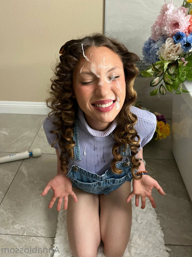 annablossom Onlyfans leaked photo 14967110 on Hotleaks.tv