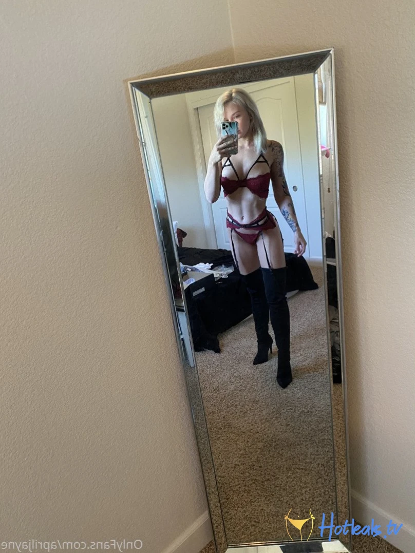 April Jayne [ apriljayne ] Onlyfans leaked photo 94558 on Hotleaks.tv