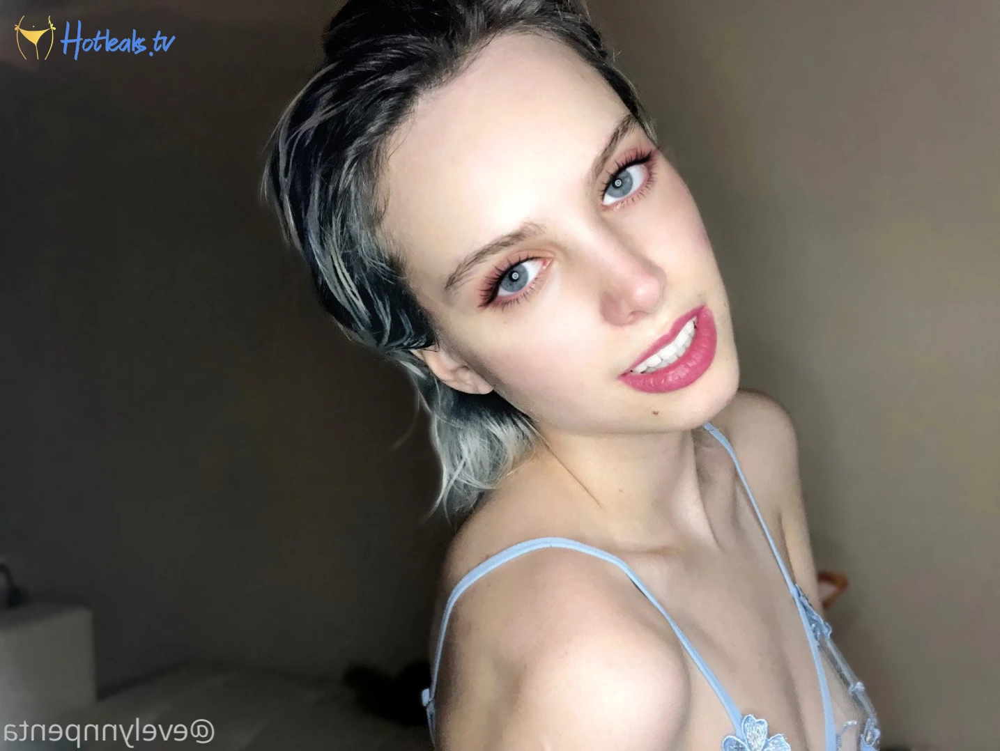 𝖕𝖔𝖗𝖈𝖊𝖑𝖆𝖎𝖓 𝖉𝖔𝖑𝖑 🖤 I love dick pics! [ porcelainblues ] Onlyfans leaked photo 95424 on Hotleaks.tv