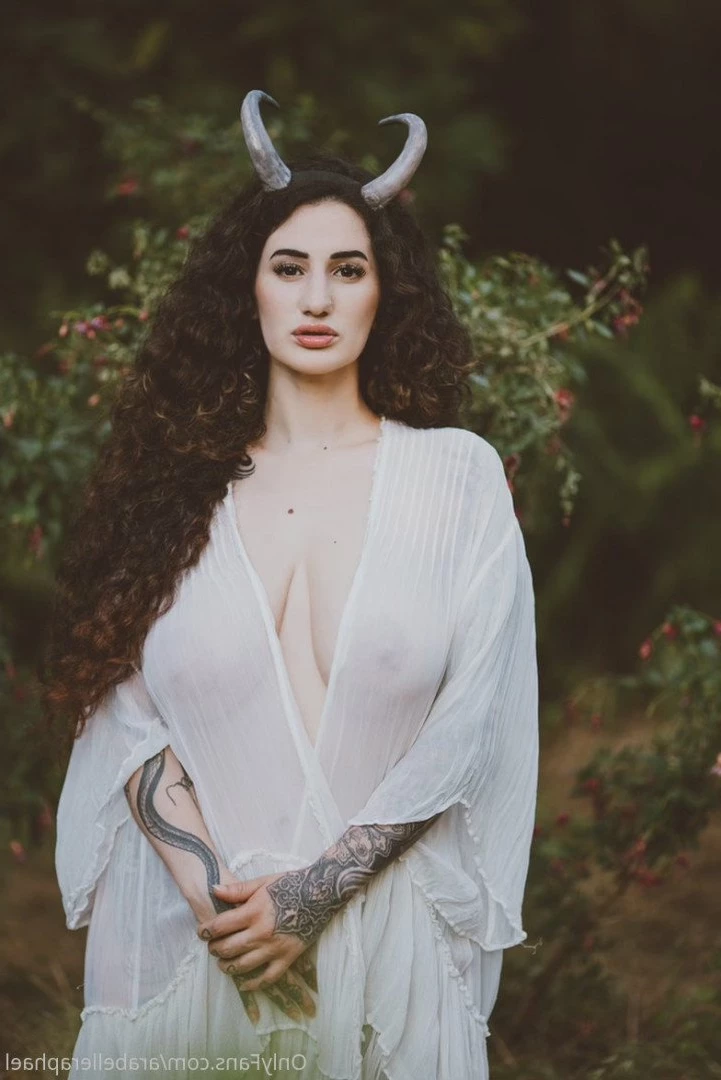 Arabelle Raphael [ arabelleraphael ] Onlyfans leaked photo 96103 on Hotleaks.tv
