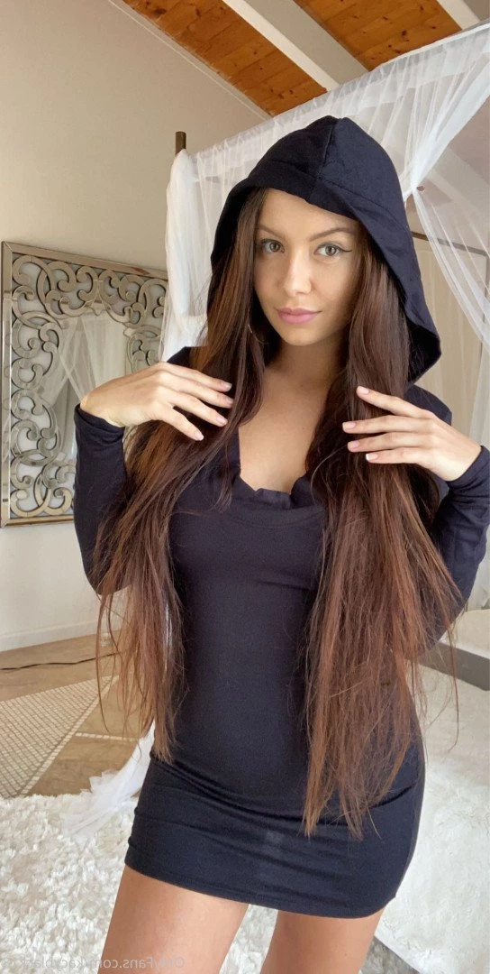 kacy👧🏻 18yo let’s talk?🥺 [ kacyblack18 ] Onlyfans leaked photo 2057264 on Hotleaks.tv