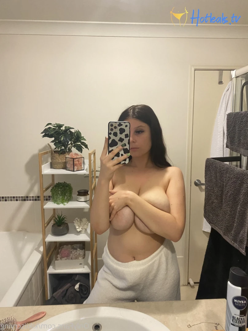 Kiki 🤍 [ kikiii.isabella ] Onlyfans leaked photo 10906365 on Hotleaks.tv