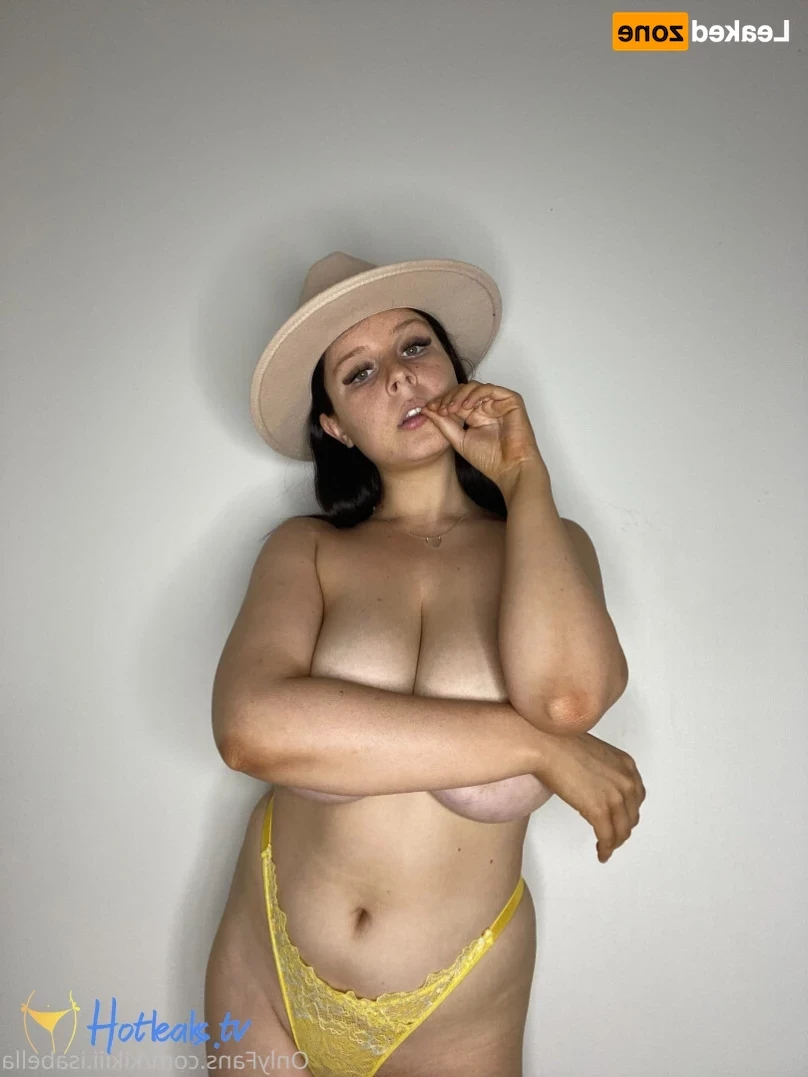 Kiki 🤍 [ kikiii.isabella ] Onlyfans leaked photo 14948470 on Hotleaks.tv