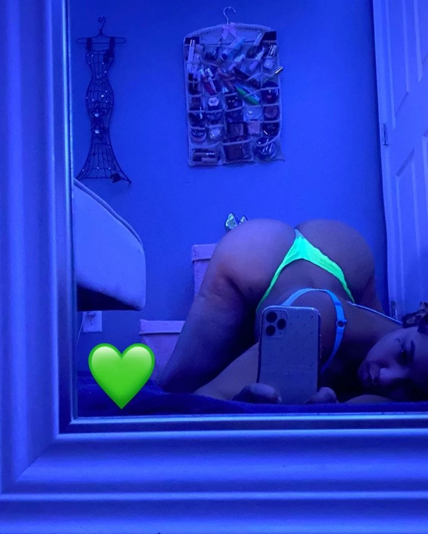 MizzOktober [ mizzoktoberxxx ] Onlyfans leaked photo 2042297 on Hotleaks.tv