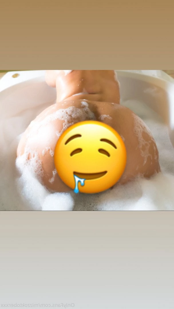 MizzOktober [ mizzoktoberxxx ] Onlyfans leaked photo 2042354 on Hotleaks.tv