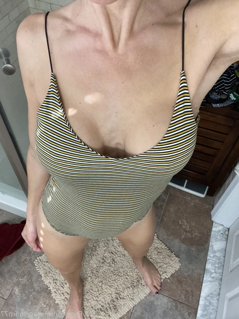 NoFaceMom | Hotwife | 100% Real Mom [ nofacemom77 ] Onlyfans leaked photo 2032995 on Hotleaks.tv