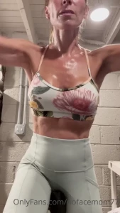 NoFaceMom | Hotwife | 100% Real Mom [ nofacemom77 ] Onlyfans leaked video 9244155 on Hotleaks.tv