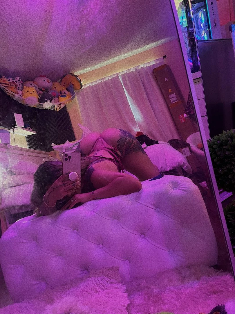 Queen Sandra [ qnsan ] Onlyfans leaked photo 2024814 on Hotleaks.tv