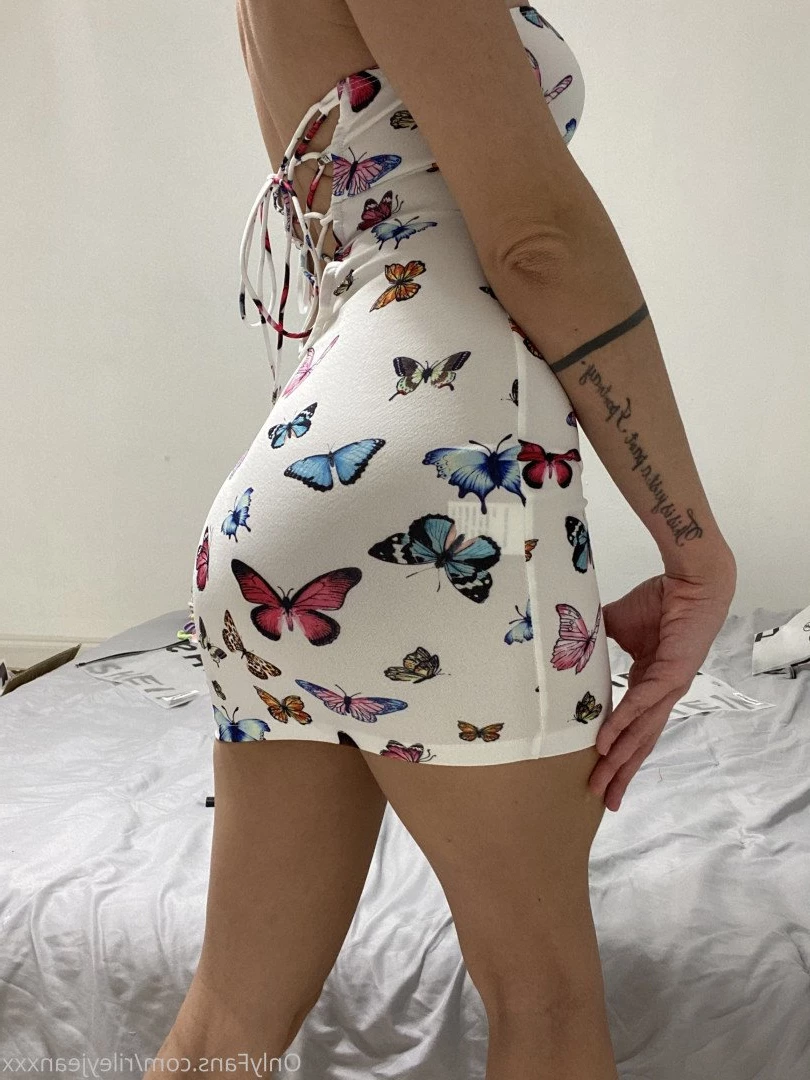 riley jean 🖤 [ rileyjeanxxx ] Onlyfans leaked photo 2023174 on Hotleaks.tv
