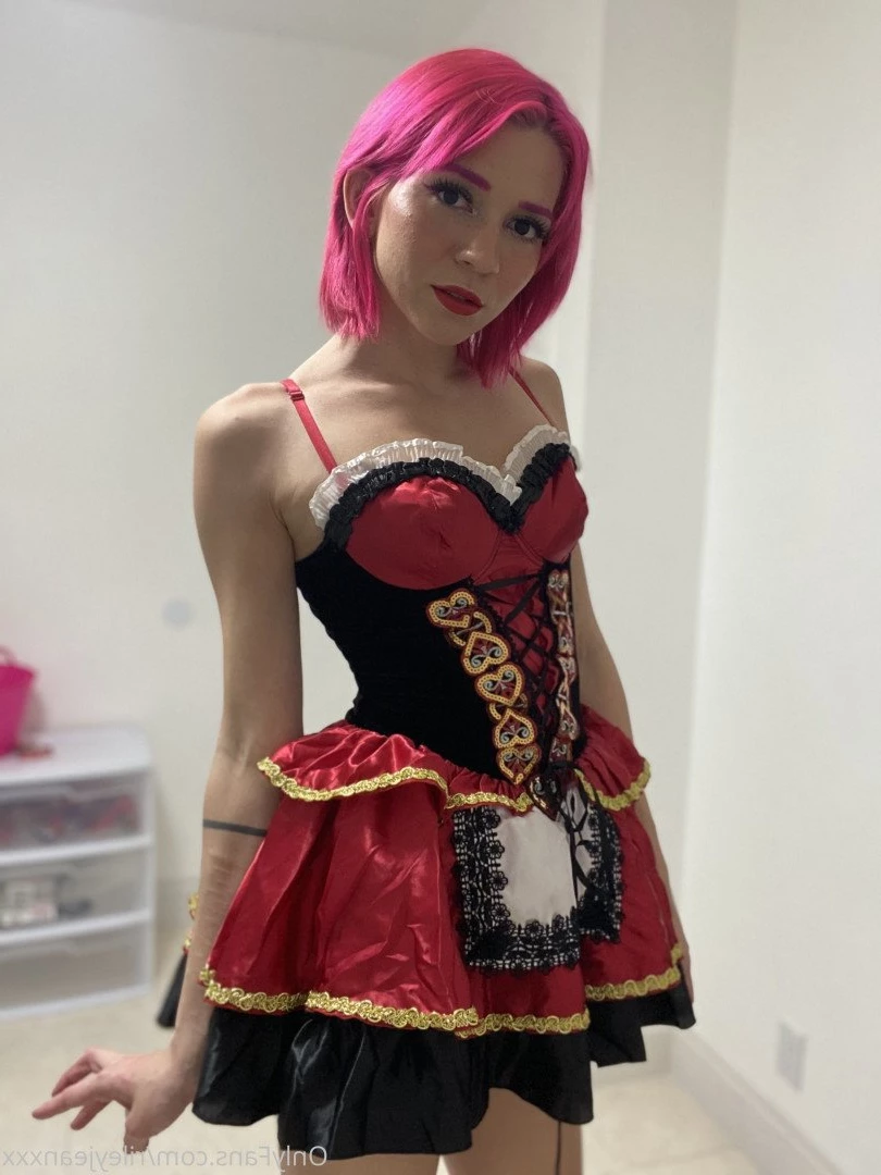 riley jean 🖤 [ rileyjeanxxx ] Onlyfans leaked photo 2024133 on Hotleaks.tv