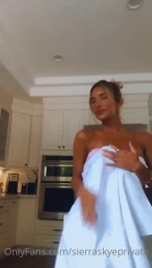 Sierra Skye Private Page [ sierraskyeprivate ] Onlyfans leaked video 10687515 on Hotleaks.tv