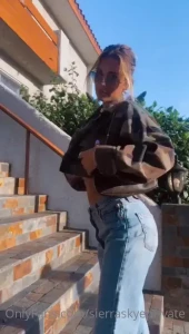 Sierra Skye Private Page [ sierraskyeprivate ] Onlyfans leaked video 10687563 on Hotleaks.tv
