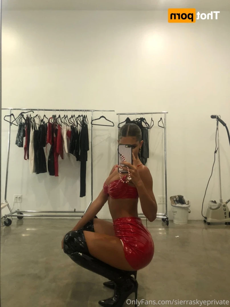 Sierra Skye Private Page [ sierraskyeprivate ] Onlyfans leaked photo 10864182 on Hotleaks.tv
