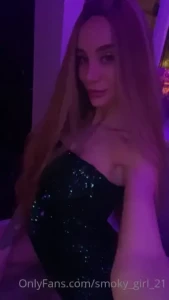 SmokyGirl21 [ smoky_girl_21 ] Onlyfans leaked video 18346077 on Hotleaks.tv