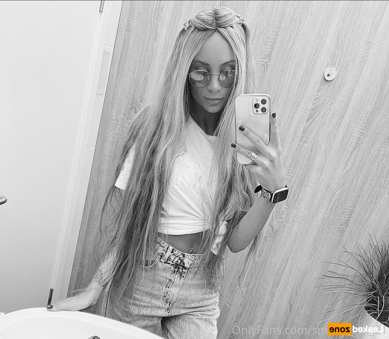 SmokyGirl21 [ smoky_girl_21 ] Onlyfans leaked photo 16603645 on Hotleaks.tv