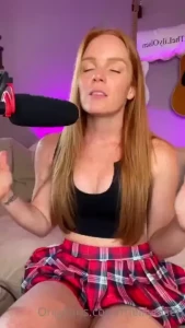 Lily Olsen [ thelilyolsen ] Onlyfans leaked video 18345843 on Hotleaks.tv