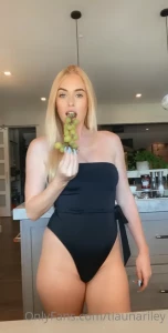 9218826