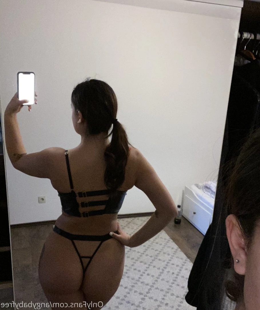  [ angybabyx ] Onlyfans leaked photo 4055402 on Hotleaks.tv