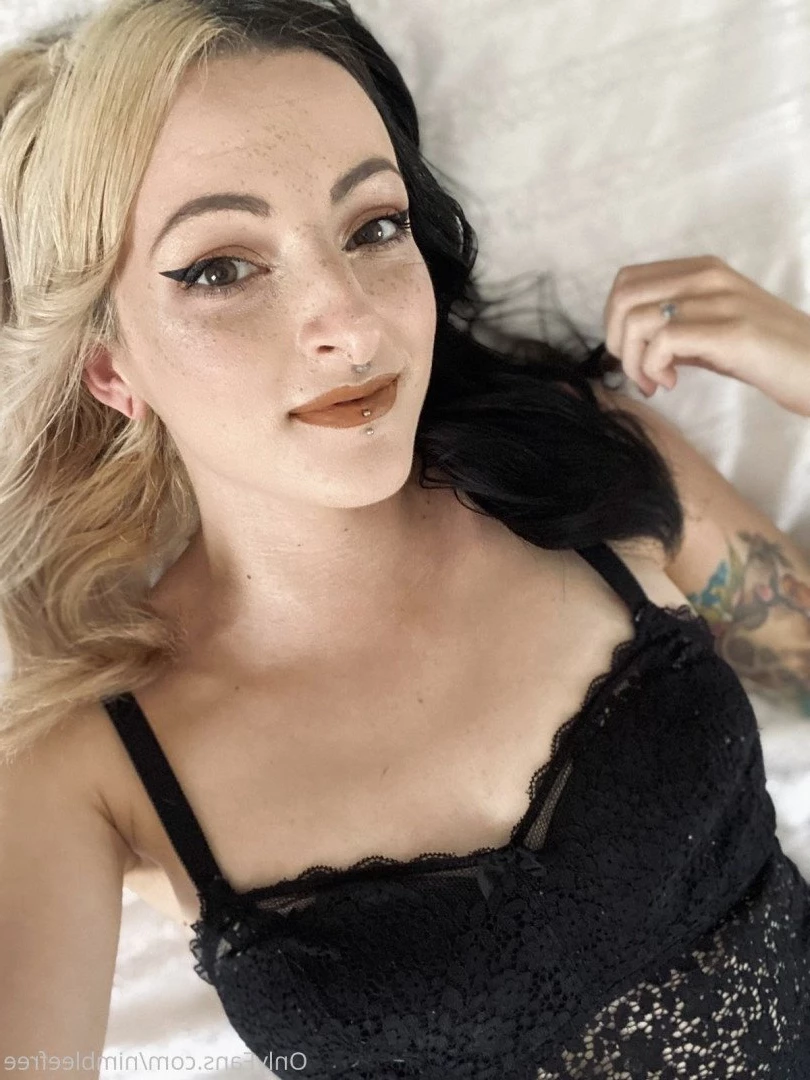 Bee Bailey 🌻 [ beebaileyfree ] Onlyfans leaked photo 1998145 on Hotleaks.tv