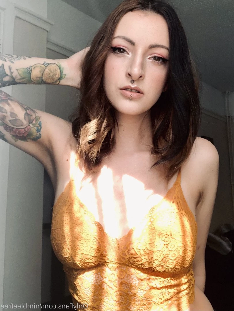 Bee Bailey 🌻 [ beebaileyfree ] Onlyfans leaked photo 1998154 on Hotleaks.tv