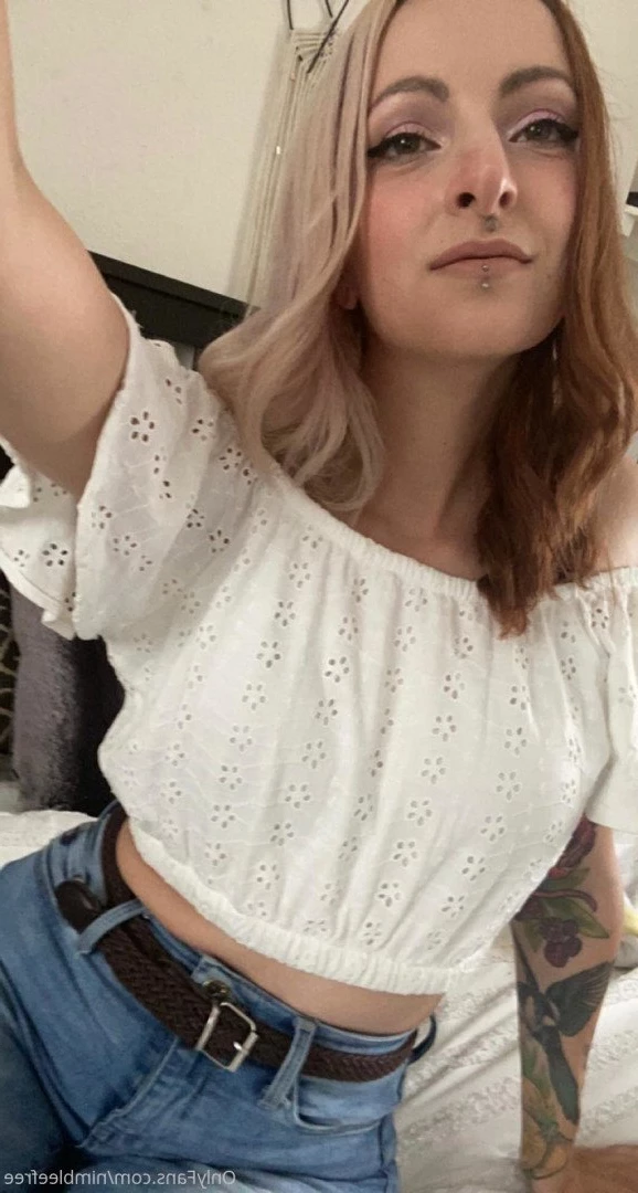 Bee Bailey 🌻 [ beebaileyfree ] Onlyfans leaked photo 1998156 on Hotleaks.tv