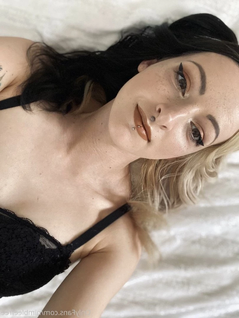Bee Bailey 🌻 [ beebaileyfree ] Onlyfans leaked photo 1998177 on Hotleaks.tv