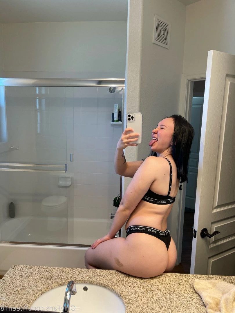 FATTEST TEEEN ASS ON OF 🍑 [ fiteen18 ] Onlyfans leaked photo 1995284 on Hotleaks.tv