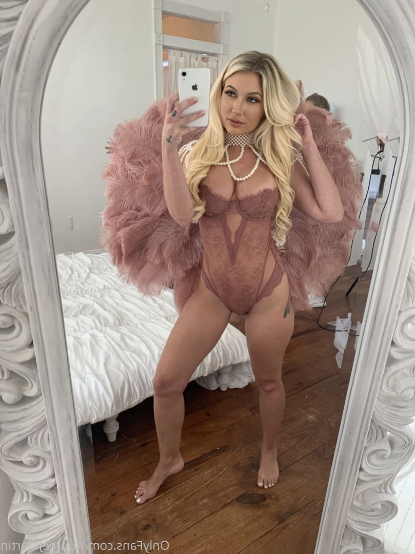 Aubree Martin [ aubreejmartin ] Onlyfans leaked photo 11406328 on Hotleaks.tv