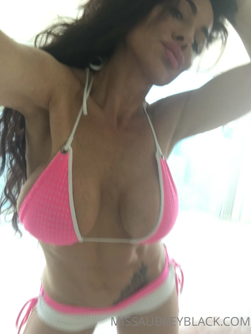 Aubrey Black [ aubreyblack ] Onlyfans leaked photo 18541518 on Hotleaks.tv