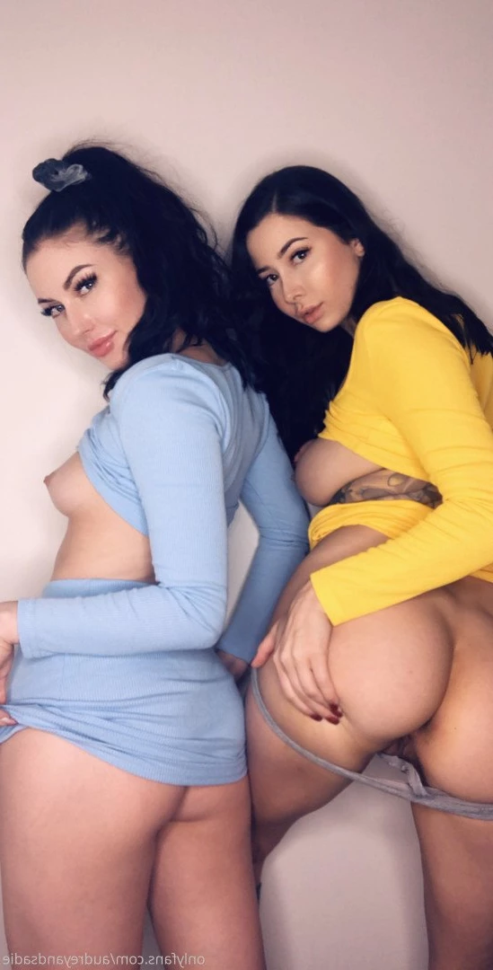 𝗔𝘂𝗱𝗿𝗲𝘆 &amp; 𝗦𝗮𝗱𝗶𝗲 🦋 𝗡𝗢 𝗣𝗣𝗩 [ audreyandsadie ] Onlyfans leaked photo 119379 on Hotleaks.tv