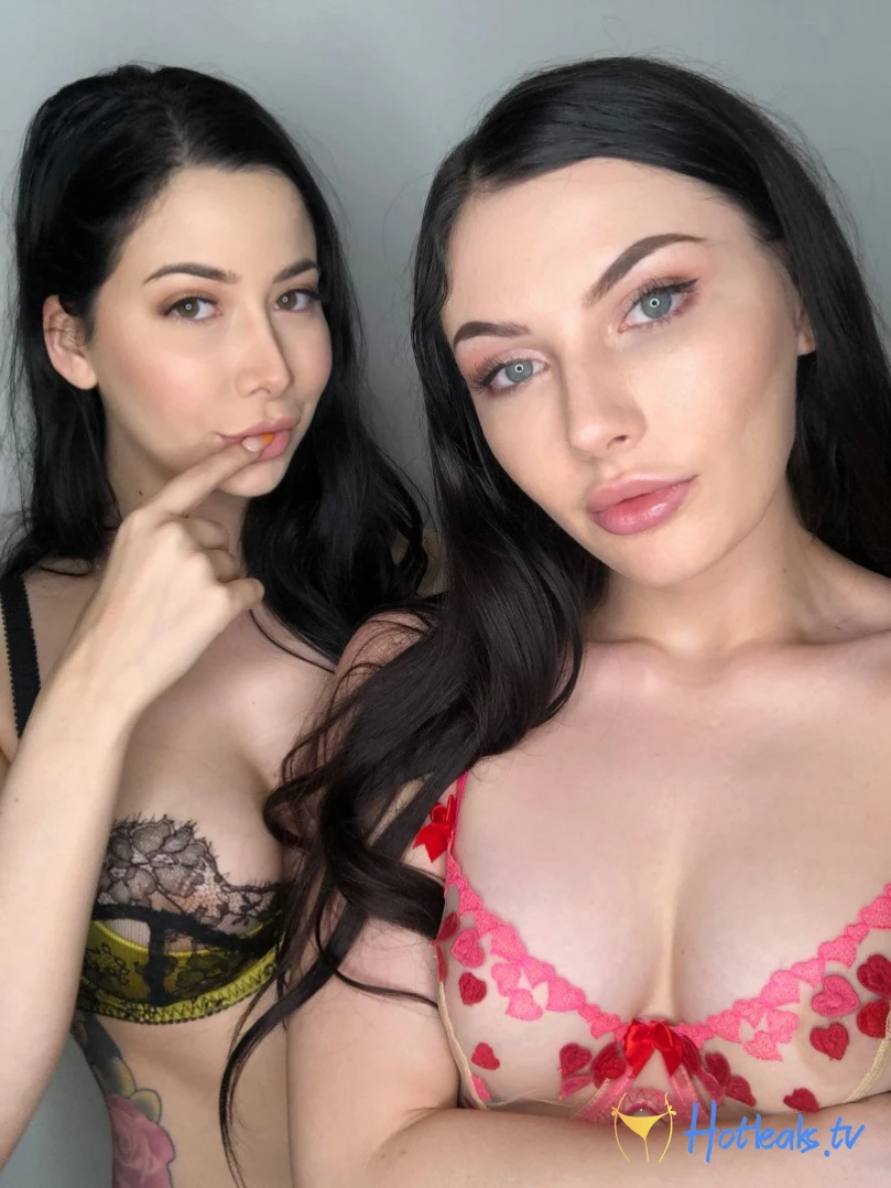 𝗔𝘂𝗱𝗿𝗲𝘆 &amp; 𝗦𝗮𝗱𝗶𝗲 🦋 𝗡𝗢 𝗣𝗣𝗩 [ audreyandsadie ] Onlyfans leaked photo 119723 on Hotleaks.tv