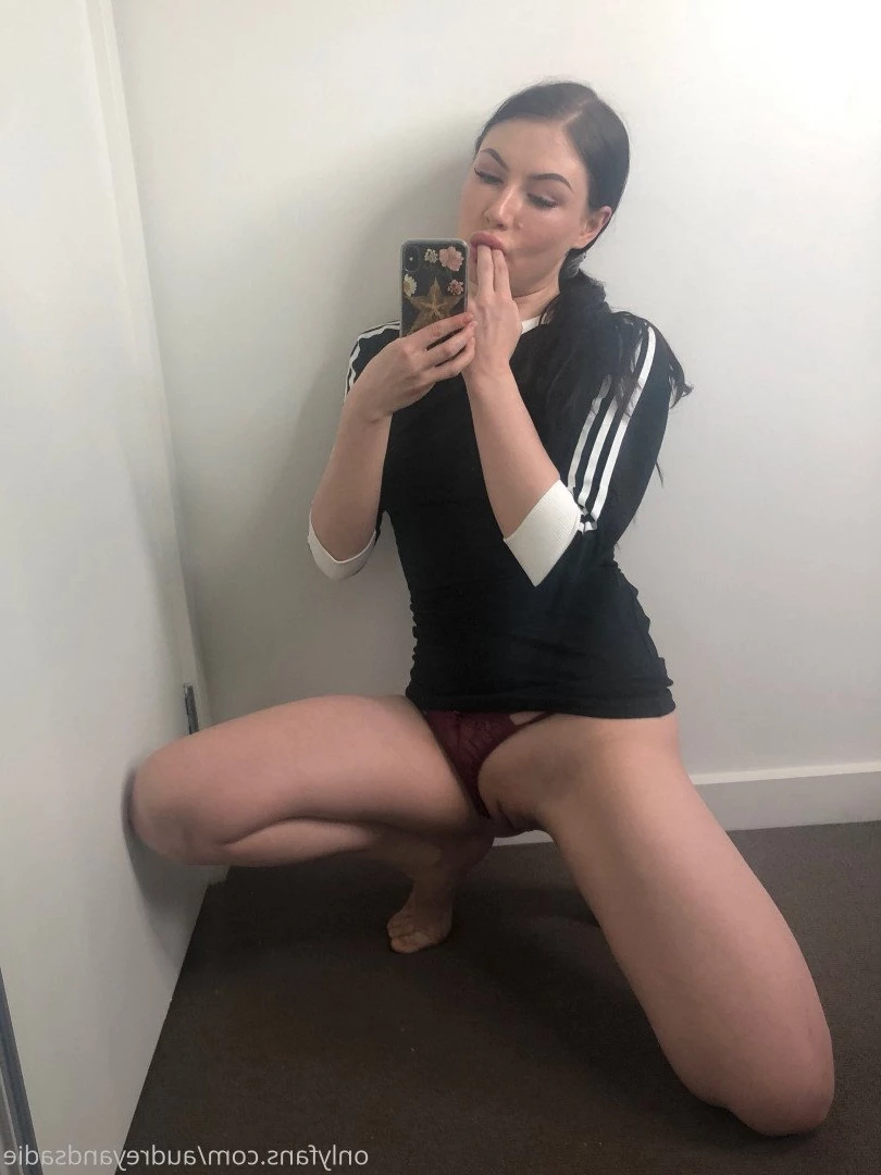 𝗔𝘂𝗱𝗿𝗲𝘆 &amp; 𝗦𝗮𝗱𝗶𝗲 🦋 𝗡𝗢 𝗣𝗣𝗩 [ audreyandsadie ] Onlyfans leaked photo 120152 on Hotleaks.tv