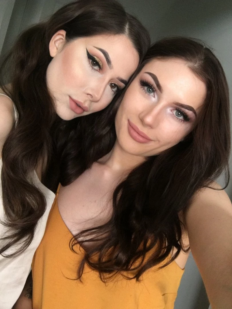 𝗔𝘂𝗱𝗿𝗲𝘆 &amp; 𝗦𝗮𝗱𝗶𝗲 🦋 𝗡𝗢 𝗣𝗣𝗩 [ audreyandsadie ] Onlyfans leaked photo 121641 on Hotleaks.tv