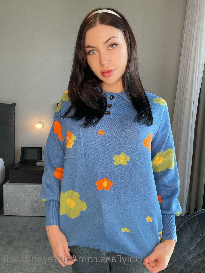 𝗔𝘂𝗱𝗿𝗲𝘆 &amp; 𝗦𝗮𝗱𝗶𝗲 🦋 𝗡𝗢 𝗣𝗣𝗩 [ audreyandsadie ] Onlyfans leaked photo 6354856 on Hotleaks.tv