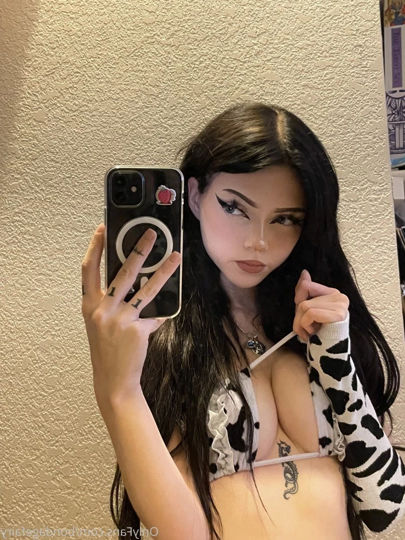 tia [ b00b1e ] Onlyfans leaked photo 2458864 on Hotleaks.tv