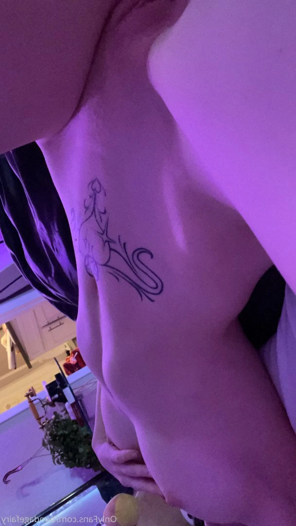 tia [ b00b1e ] Onlyfans leaked photo 2470929 on Hotleaks.tv