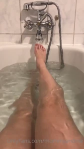 Real mom , daughter and stepmom 💕 [ mommyandme ] Onlyfans leaked video 9189103 on Hotleaks.tv