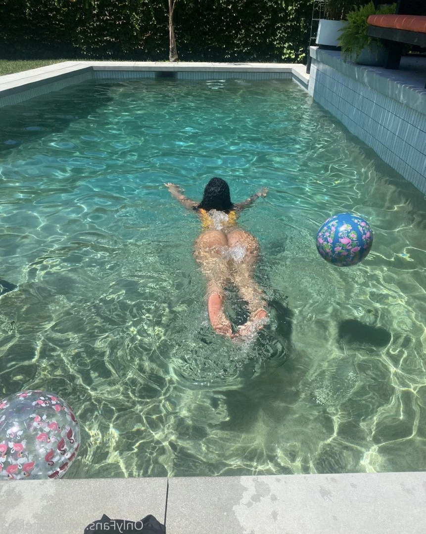 Kartela🌷 [ u25997871 ] Onlyfans leaked photo 2422141 on Hotleaks.tv