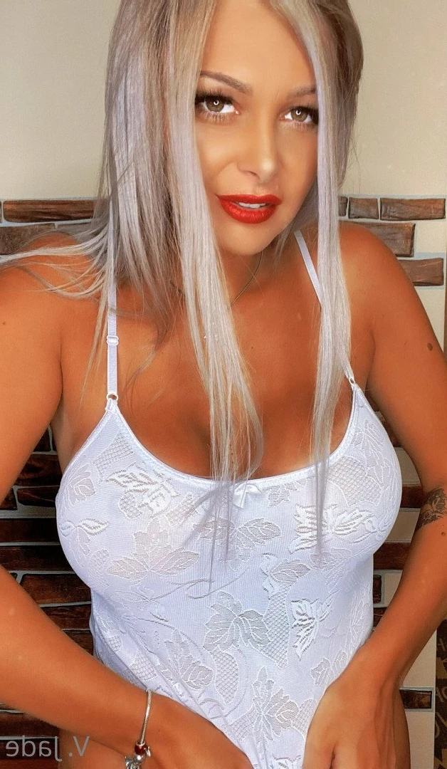 𝐁𝐔𝐒𝐓𝐘 𝐁𝐋𝐎𝐍𝐃𝐄 𝐌𝐎𝐌𝐌𝐘 [ vaya_jade ] Onlyfans leaked photo 2398482 on Hotleaks.tv