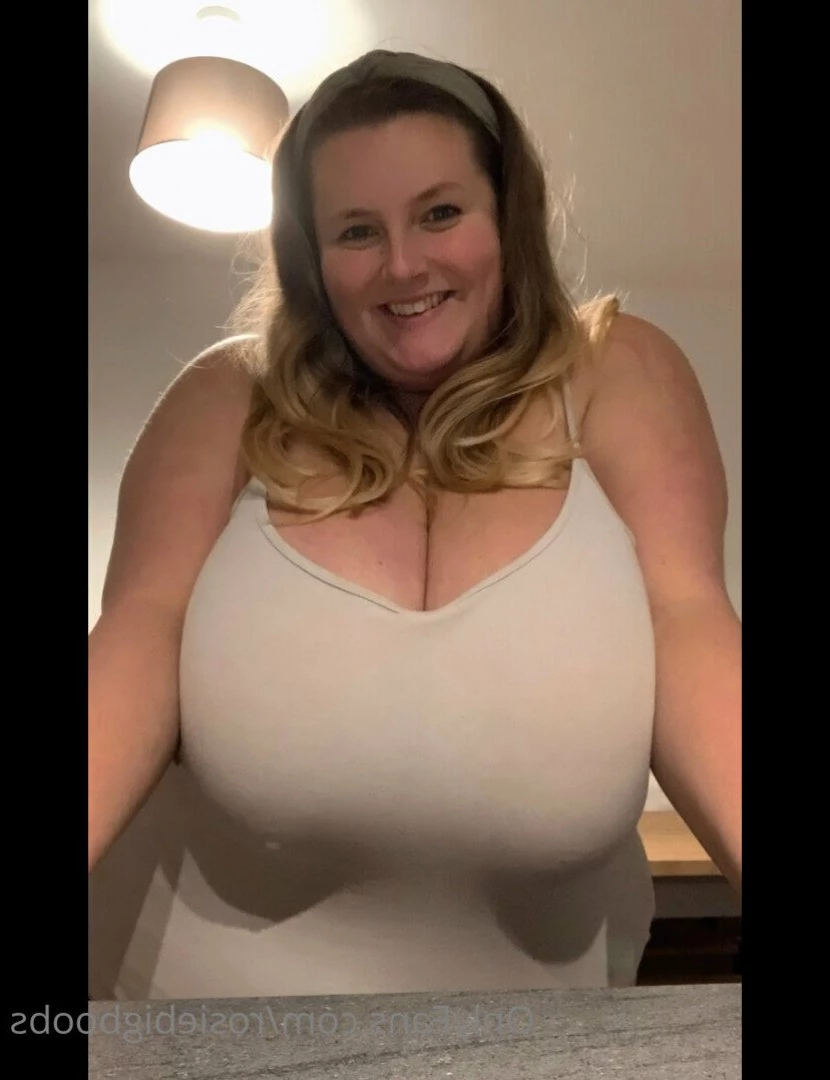 English Rose [ rosiebigboobs ] Onlyfans leaked photo 2439616 on Hotleaks.tv
