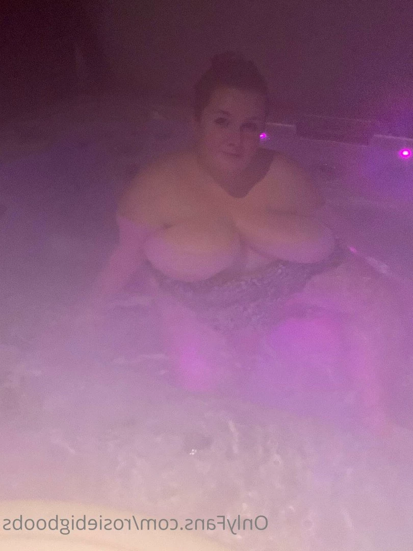 English Rose [ rosiebigboobs ] Onlyfans leaked photo 2439900 on Hotleaks.tv