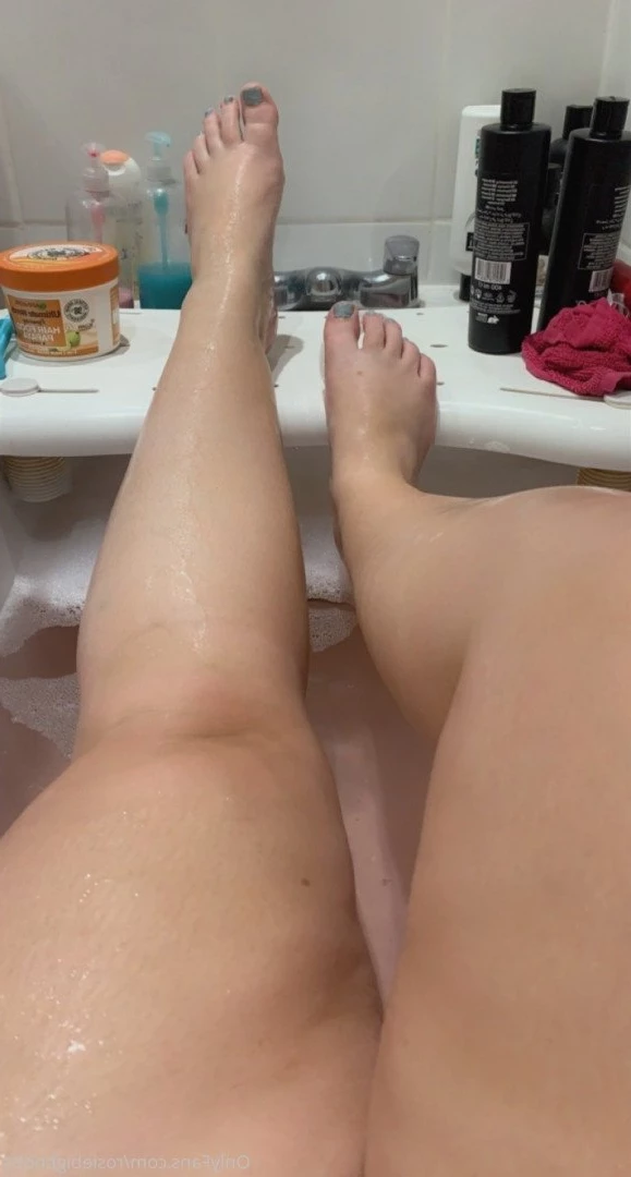English Rose [ rosiebigboobs ] Onlyfans leaked photo 2440609 on Hotleaks.tv