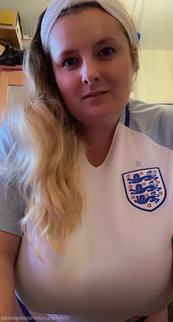 English Rose [ rosiebigboobs ] Onlyfans leaked photo 2441264 on Hotleaks.tv