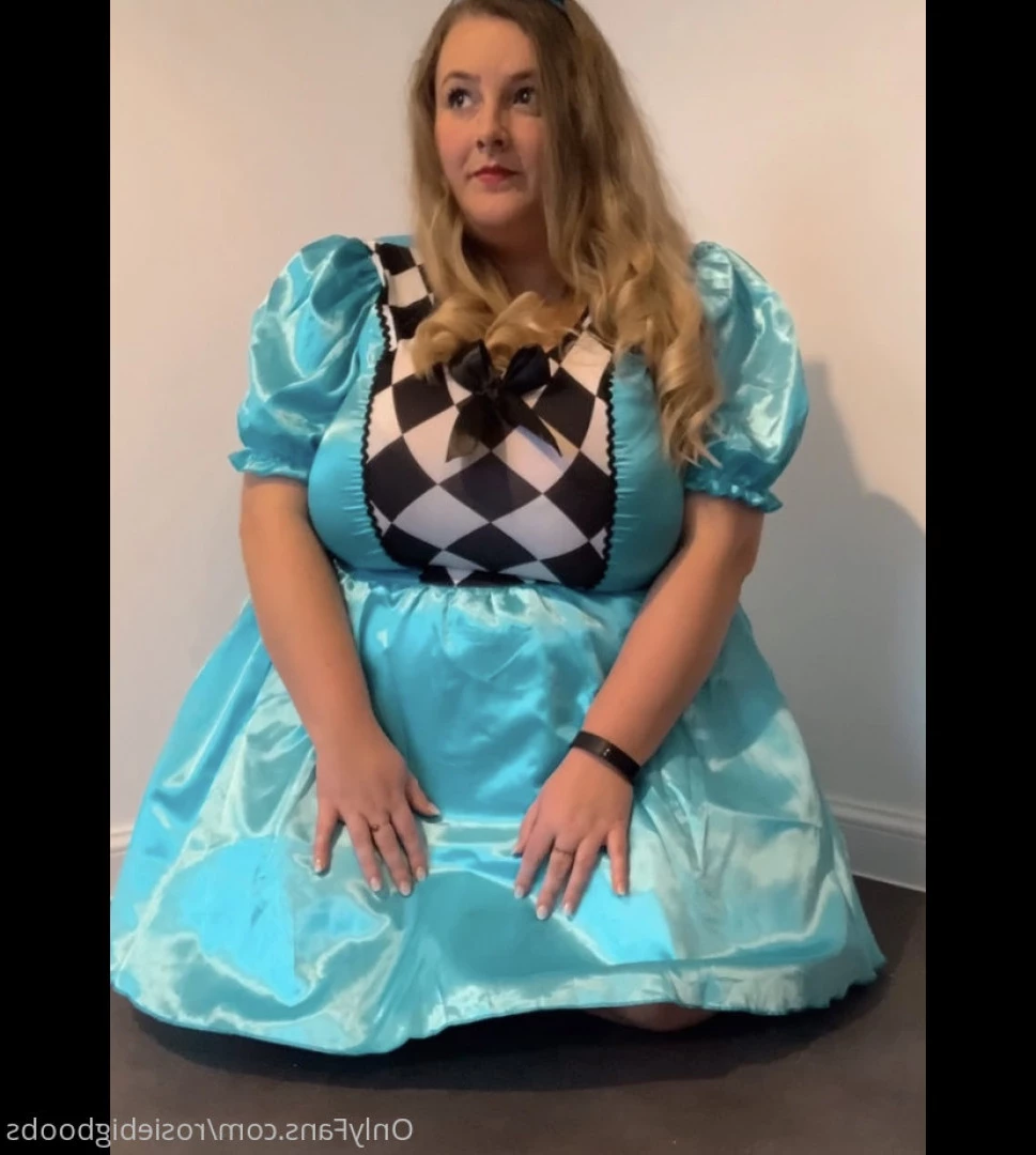 English Rose [ rosiebigboobs ] Onlyfans leaked photo 6312688 on Hotleaks.tv