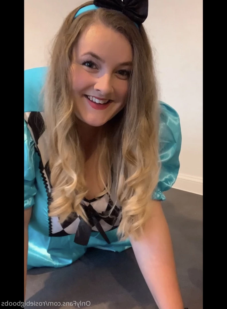 English Rose [ rosiebigboobs ] Onlyfans leaked photo 6313307 on Hotleaks.tv