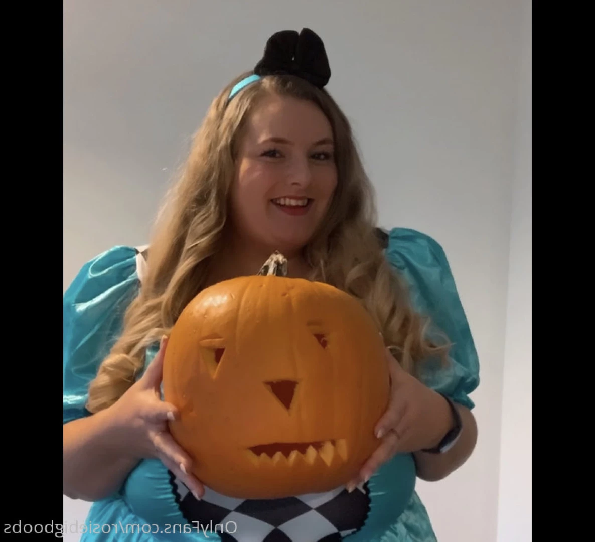 English Rose [ rosiebigboobs ] Onlyfans leaked photo 6313639 on Hotleaks.tv
