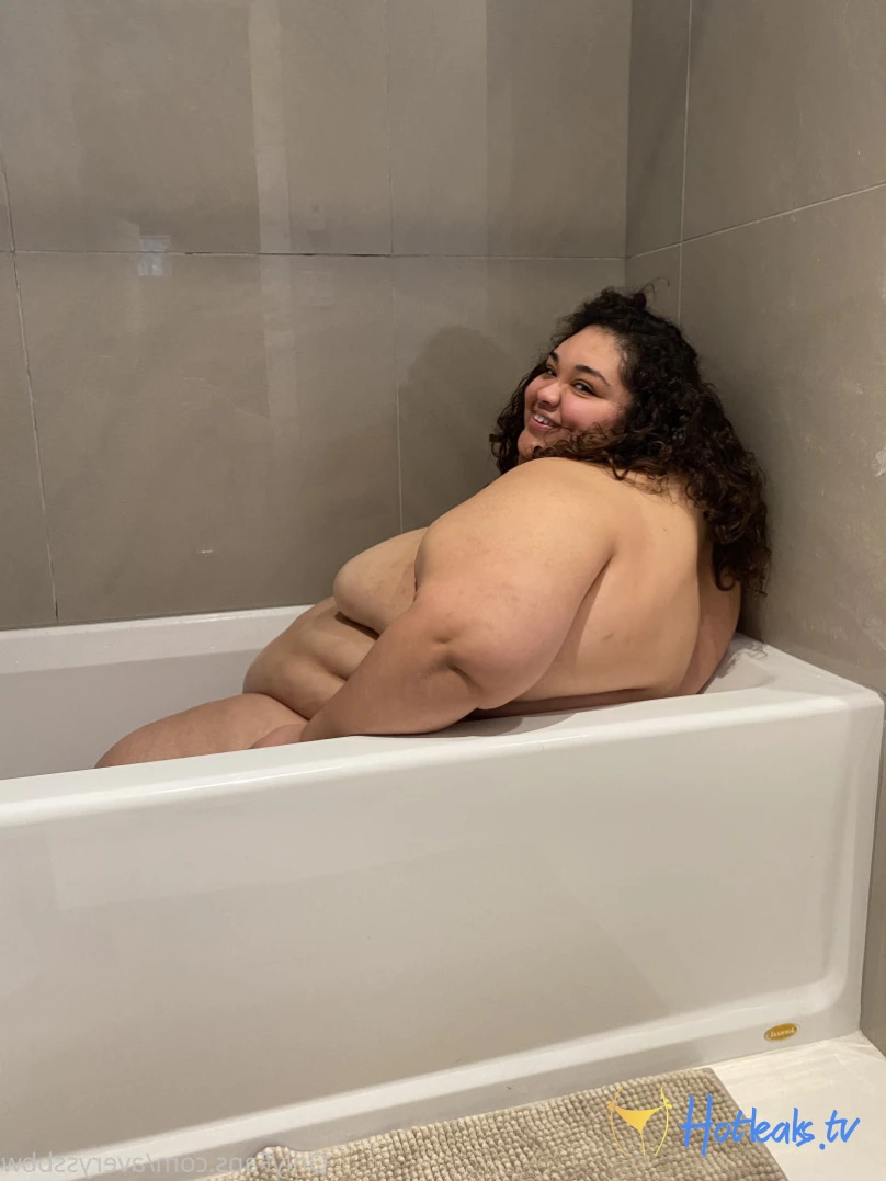 Avery Ssbbw [ averyssbbw ] Onlyfans leaked photo 15919733 on Hotleaks.tv