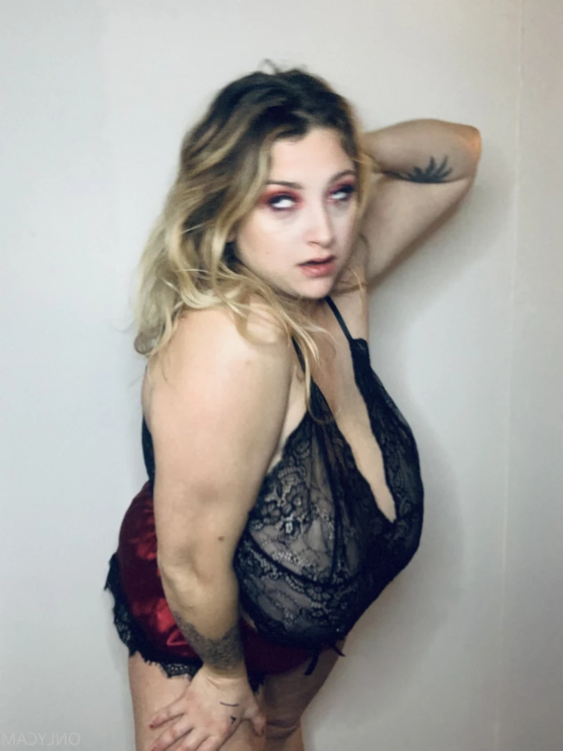 cambriacurves Onlyfans leaked photo 11581295 on Hotleaks.tv