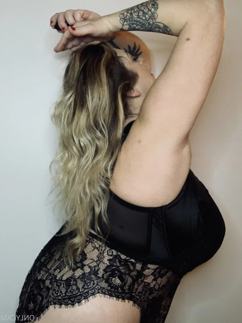 cambriacurves Onlyfans leaked photo 11790144 on Hotleaks.tv